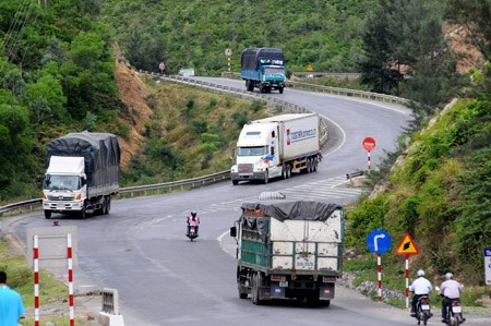 Các bác tài bận rộn với công việc cuối năm (14/1/2016)